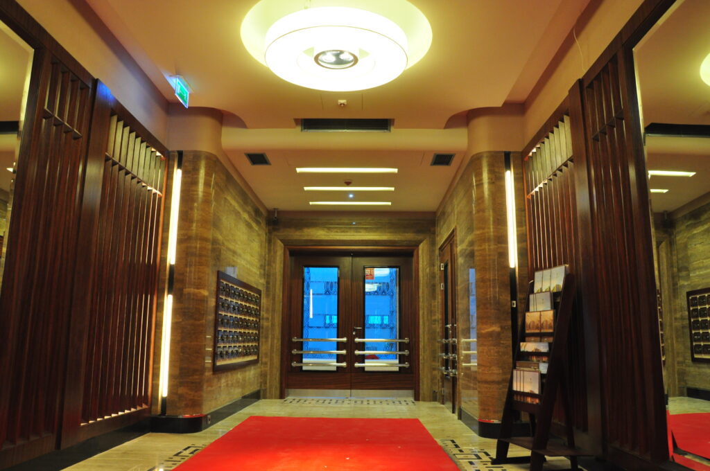 hall (2)